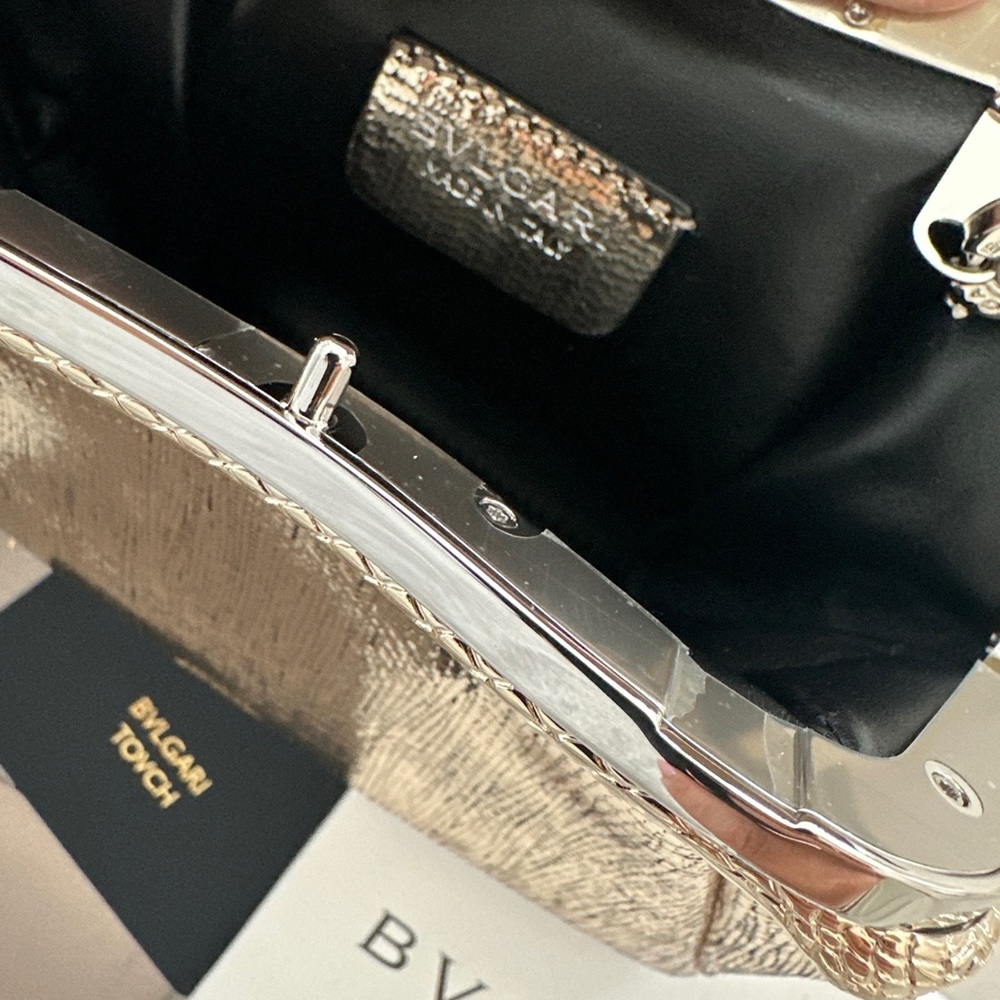 Bvlgari Serpentine Bag - Picture 15 of 16